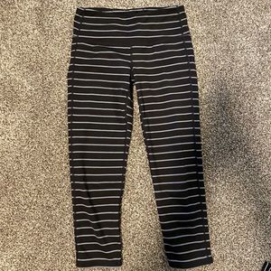 Athleta Capri leggings